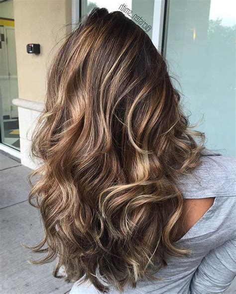 The diversity of hair textures and hairstyles runs deep in the black community. Do balayage yourself and 54 trend looks - HaircutsBlog | Hair styles, Brunette hair color, Hair ...