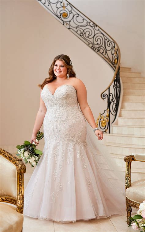 Mermaid Wedding Dress With Glamorous Lace Wedding Dress Trends Plus