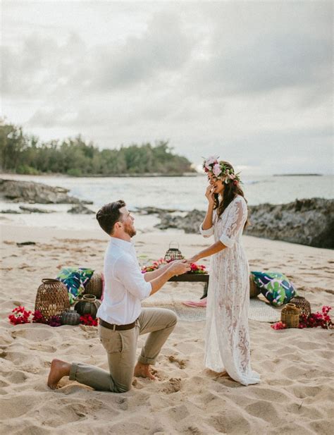 Stunning Surprise Beach Proposal Beach Proposal Photo Wedding Engagement Photos