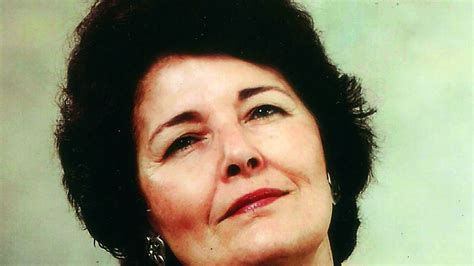 Emily Nasrallah Lebanese Novelist And Activist Dies At 86 The New York Times
