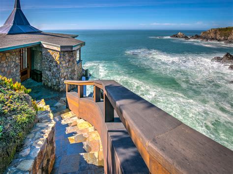 Glass House On A Cliff The Ultimate Ocean Front Property