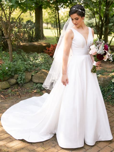 Stella York 6758 Wedding Dress Stillwhite