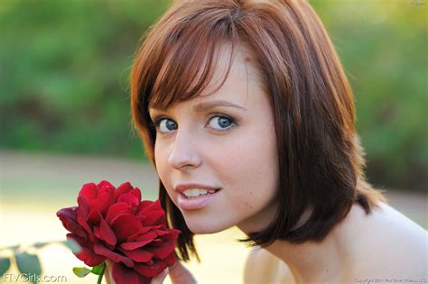 Wallpaper Face Women Outdoors Redhead Model Flowers