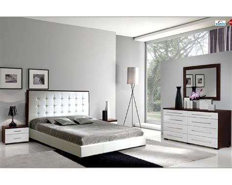 Modern Bedroom Set Penelope And Luxury Combo 3313pl