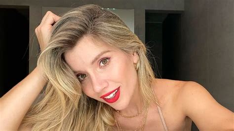 Laurita Fernández sin freno la foto post ducha que se hizo viral