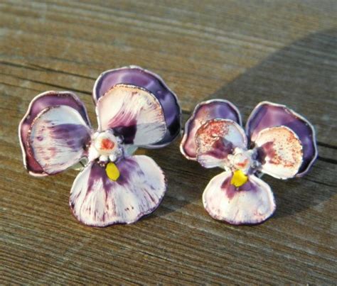Enameled Pins Sweet Violets Old Jewelry Antique Collection Pansies