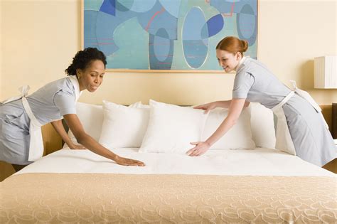 In addition, a housekeeping employee needs to be able to be prepared, when you answer these questions, to go into some detail about why you enjoy working as a housekeeper. Duties & Responsibilities for a Housekeeping Supervisor ...