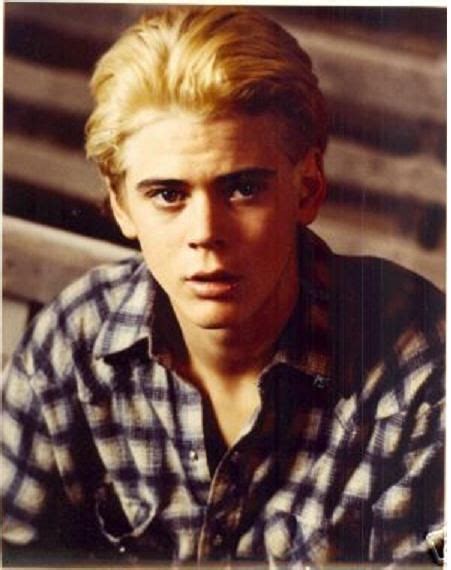 Ponyboy Curtis Main Character From The Outsiders The Outsiders