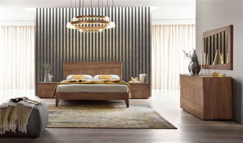 Maybe you would like to learn more about one of these? Made In Italy Wood Platform Bedroom Furniture Sets St ...