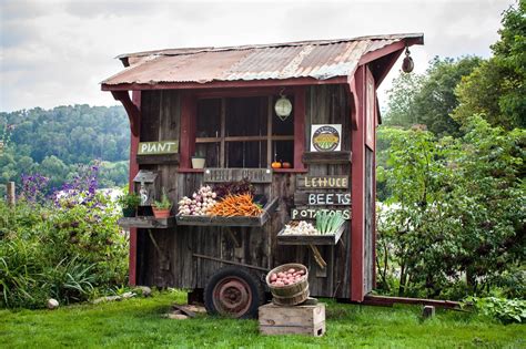 The Cutest Farmstand Ever Farmers Market Display Farm Market Market