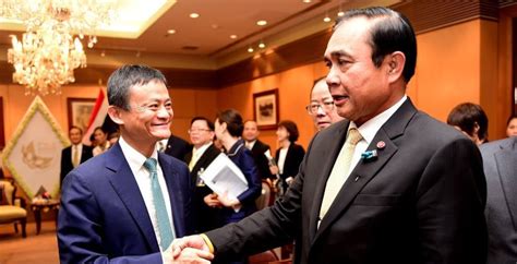 ลิงก์ดูบอลสด ทีมชาติไทย พบกับ ทีมชาติมาเลเซีย ในศึกฟุตบอลโลก 2022 รอบคัดเลือก โซนเอเชีย กลุ่มจี นัดที่ 8 ค่ำคืนนี้ 23.45 น. สู้ภัย COVID-19 ! แจ๊ค หม่า บริจาคเครื่องมือแพทย์ให้ ไทย ...