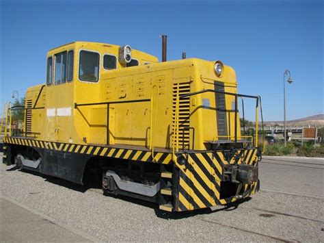 Ge 44 Ton Switcher Barstow California Locomotives On