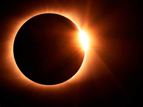 ¿dónde Y A Qué Hora Ver En América El Eclipse Anillo De Fuego