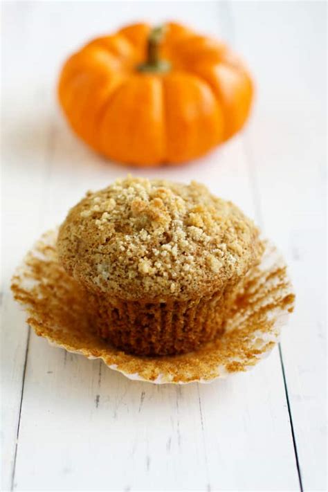 Irresistible Vegan Pumpkin Muffins With Streusel Topping The Pretty Bee