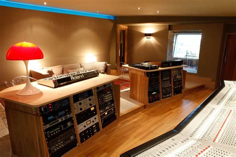 Angelic Residential Recording Studio - Intro | Home studio desk, Studio layout, Recording studio ...