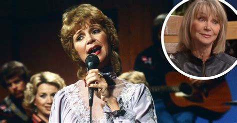 Gunilla Hutton From Hee Haw Had An Affair With Music Royalty