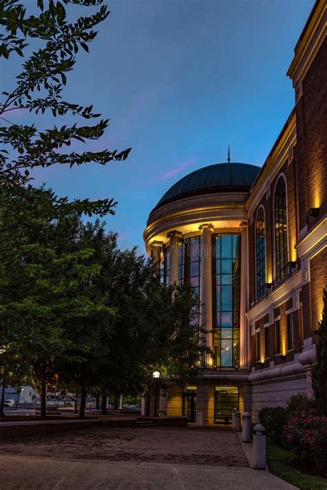 Warren County Justice Center Sunset Stock Photos Free And Royalty Free