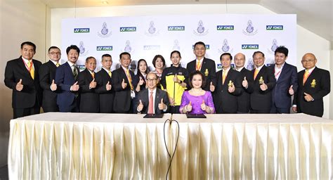 Pp badminton court, bangkok, thailand. แบดมินตันไทยจับมือ 'โยเน็กซ์' สู่ความยิ่งใหญ่