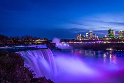 Photo Niagara Falls Illuminated In Purple After Sunset Etsyde
