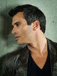 Carlos martín karpan credited as martín krpan in the credits of el cuerpo de deseo is an argentine actor, notable for playing a villain in the telenovela el cuerpo del deseo. ACTOR AND MANAGER - ACTORES