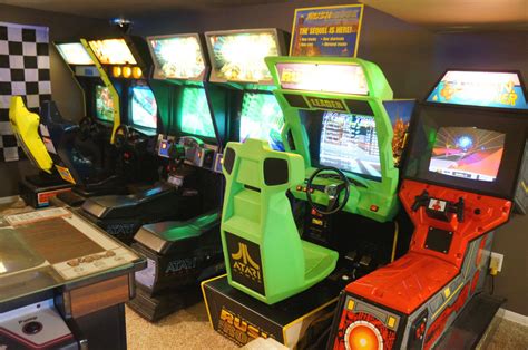 Calvins Canadian Cave Of Coolness The Basement Arcade