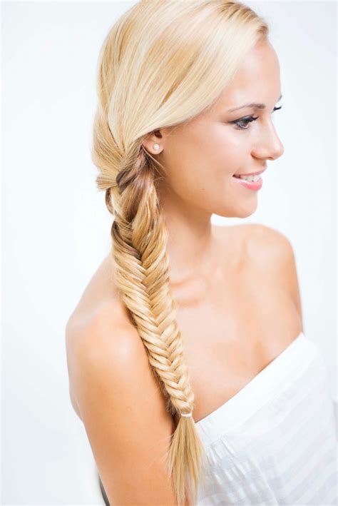 Hairstyles For Thin & Fine Hair 2021 | All Things Hair US