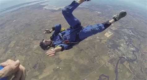 Terrifying Video Captures Skydiver Suffering A Seizure At 9000 Feet
