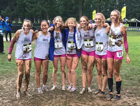Second In The Nation Women S Cross Country Runs To Historic Finish