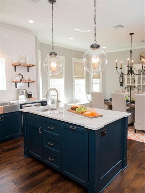 20 inspiring rv makeovers tidbits. 1905 Craftsman Fixer Upper for Two Fearless Newlyweds ...