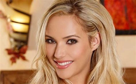Sophia Knight Biographywiki Age Height Husband Child And More