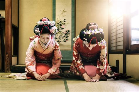 geisha girl facts and secrets of the japanese geisha new idea magazine