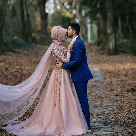 √ Real Love Islamic Love Couple Images Islamic Motivational 2022