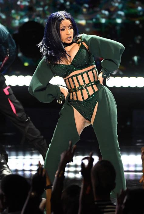 Cardi B Slays In 3 Fabulous Outfits At 2019 Bet Awards See All Her