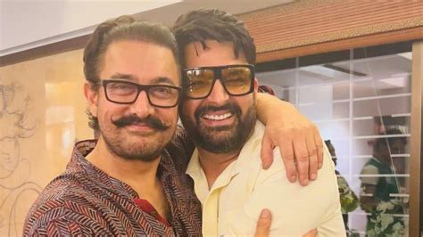 Kapil Sharma Hugs Aamir Khan Calls Him Our Pride As They Meet For A