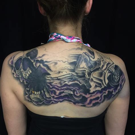 40 Versitle Upper Back Tattoos