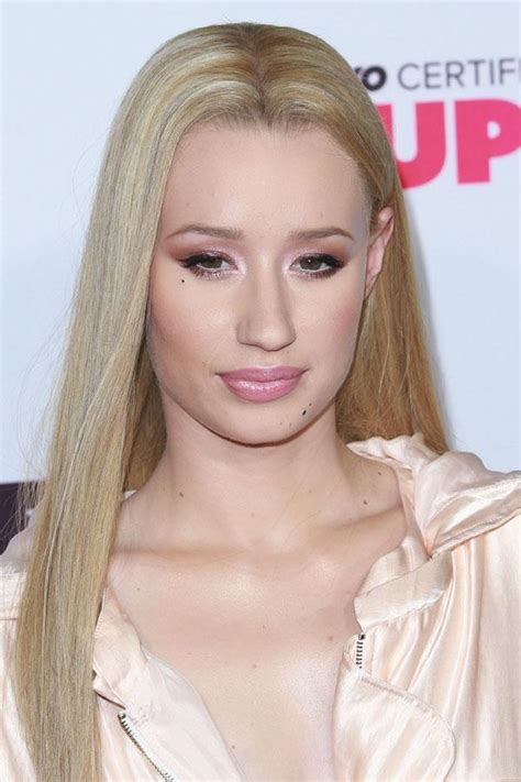 Did Iggy Azalea Get Breast Implants Lip Injections And Butt Implants