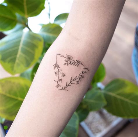 75 Magical Tattoo Designs All Millennial Girls Will Love Tattooblend