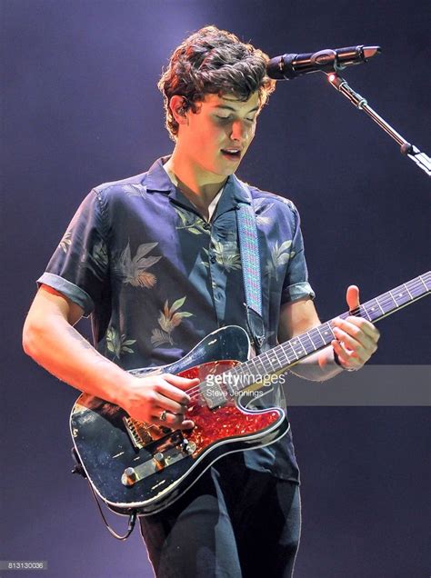 Shawn Mendes Performs On The Illuminate World Tour At Oracle Arena On