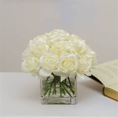 20 Real Touch White Roses Arrangement Square Arranjos De Flores