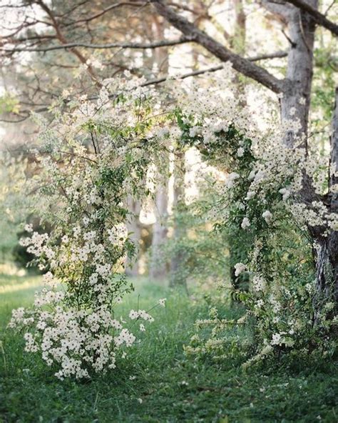 47 Incredibly Beautiful Spring Wedding Arches Weddingomania