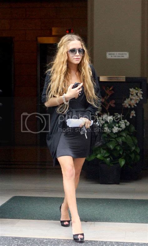 Olsens Anonymous Mary Kate Long Wavy Hair A Little Black Dress