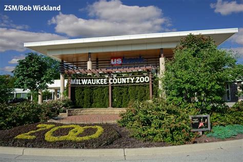 Nourish 414 offers visitors a modern dining experience with staple menu options during their zoo visit. Entrance to the Milwaukee County Zoo. | Zoo Horticulture ...