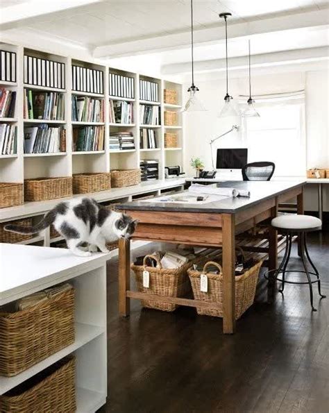 30 Incredibly Organized Creative Workspaces In 2020 Workspace
