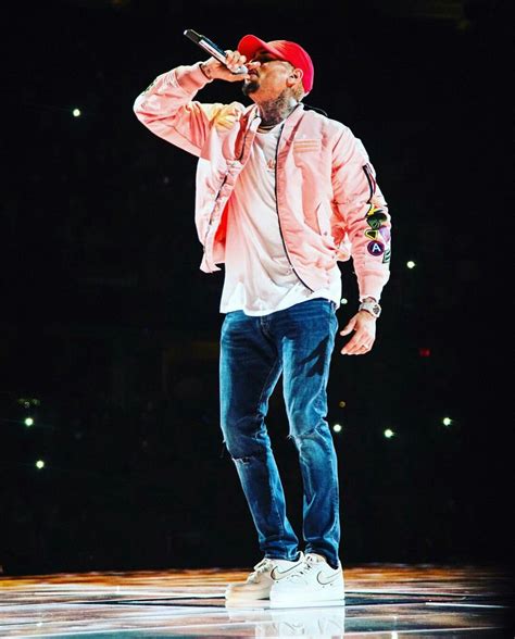 Party Tour Cleveland Oh April 6 2017 Chris Brown Outfits Chris
