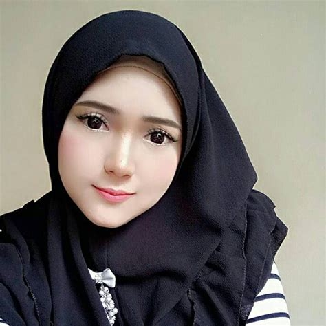 Pin By Hery Hariyanto On Kudung Beb Beautiful Hijab Video Hijab