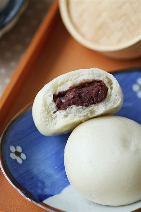 Red Bean Buns Simple Chinese Bread Recipe Food Chinese Dessert