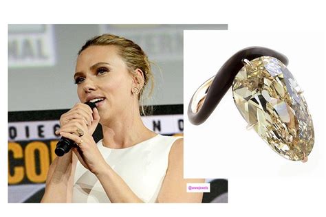 Scarlett Johanssons Engagement Ring Celebrity Jewelry Engagement
