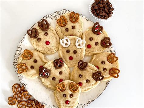 Pillsbury gingerbread cookie dough with cheesecake filling. Pillsbury Christmas Cookies Elf : 12 Funny Elf On The Shelf Ideas For Kids Pillsbury Com - Then ...