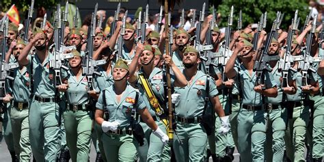 This Tweet And Photo About Spains Legión Army Has Gone Viral