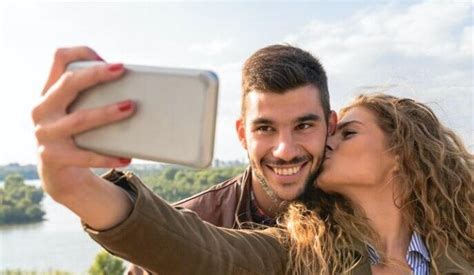 3 Simple Steps To Shoot Perfect Selfies Couponkirin Blog
